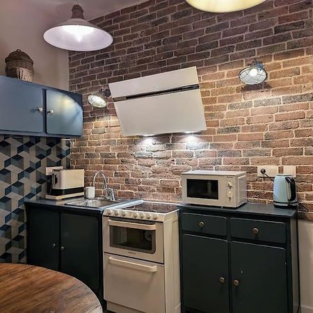 L'Appartement Du Voisin D'Hugo Besançon Zewnętrze zdjęcie