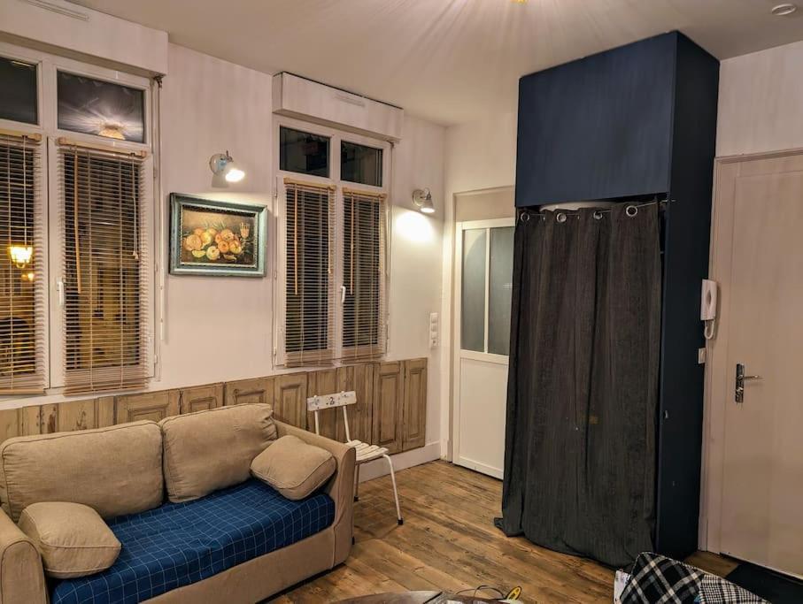 L'Appartement Du Voisin D'Hugo Besançon Zewnętrze zdjęcie